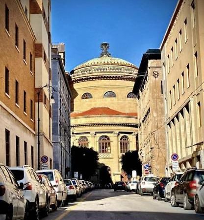 Apartmán Un Raggio Di Sole Al Massimo Palermo Exteriér fotografie